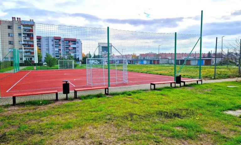 ławka parkowa bez oparcia STADIO I